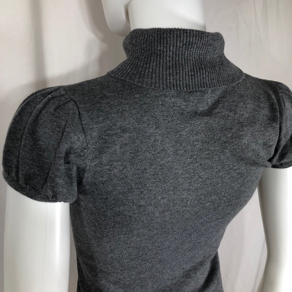 Divided by H&M Cup Sleeve Fitted Turtle Neck Sweater - Picture 4 of 7